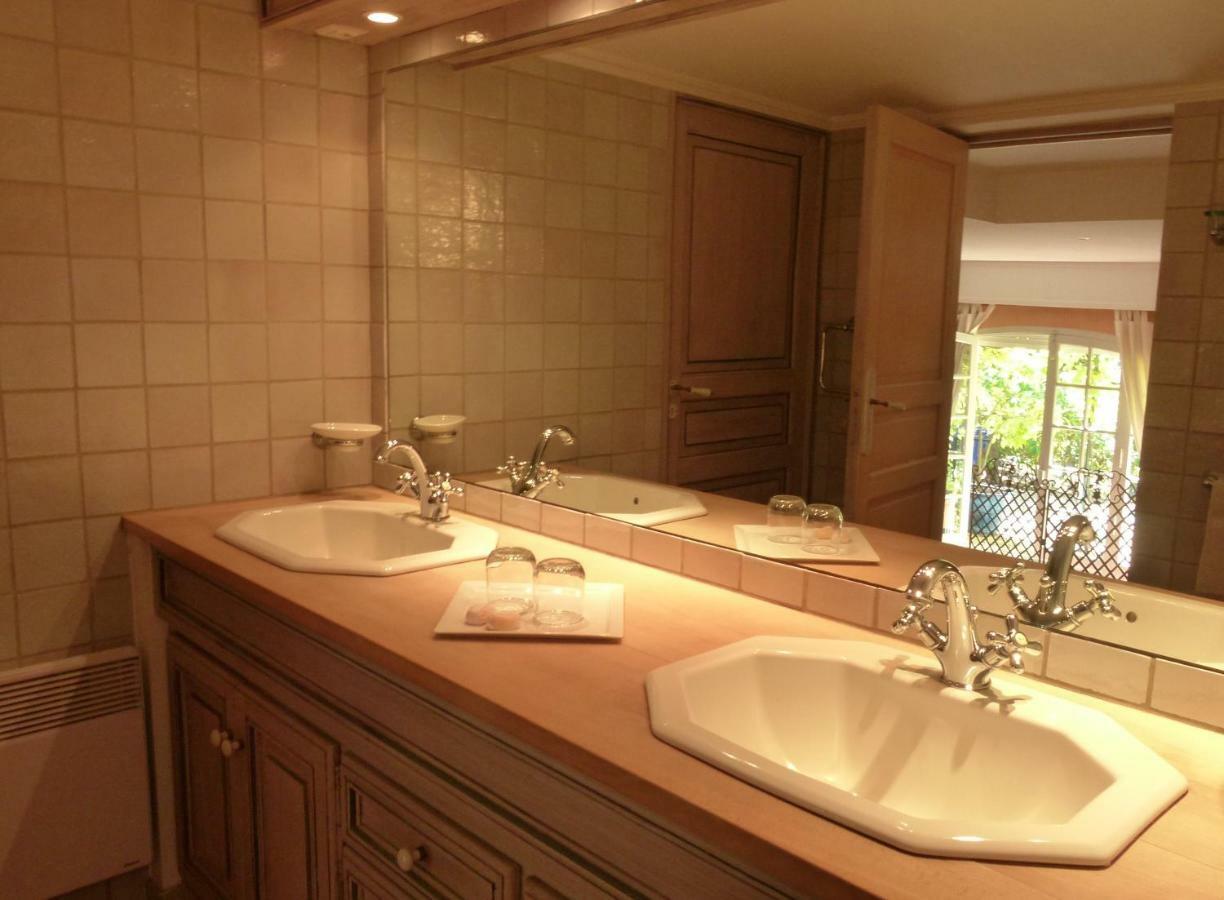 Le Bastidon Saint-Michel Bed & Breakfast Sainte-Maxime Ngoại thất bức ảnh